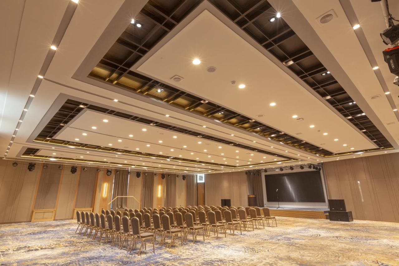Millennium Plaza Hotel & Mall Ulan Batur Dış mekan fotoğraf