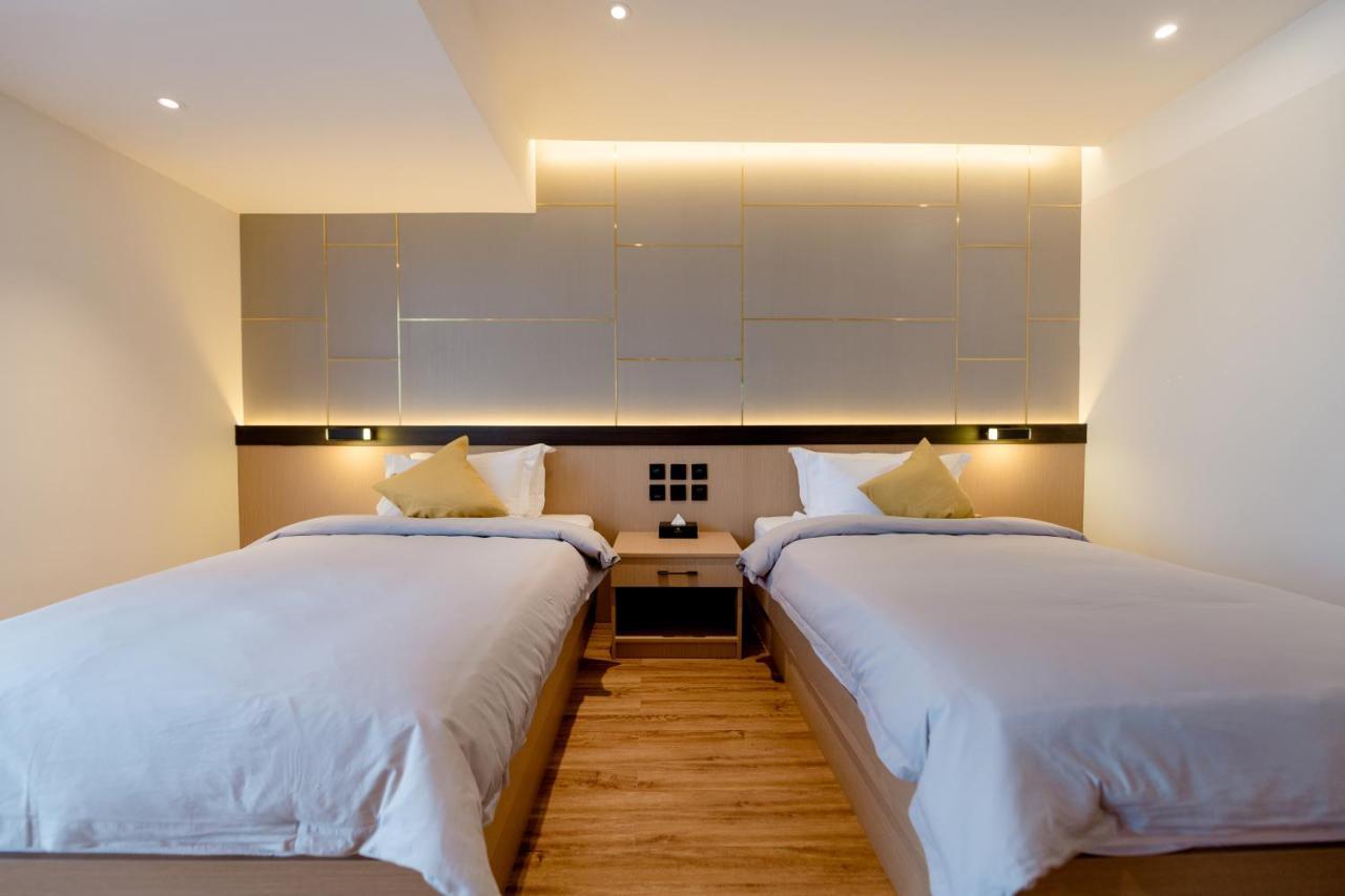 Millennium Plaza Hotel & Mall Ulan Batur Dış mekan fotoğraf